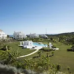 Alcazaba Lagoon 2165 דירה אסטפונה